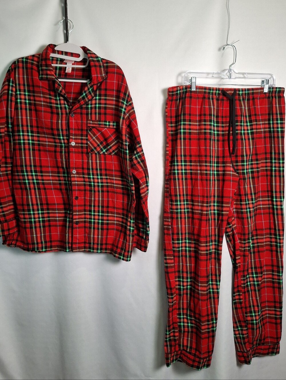 Mens Red Plaid Flannel Pajama Set - Classic Holiday Sleepwear